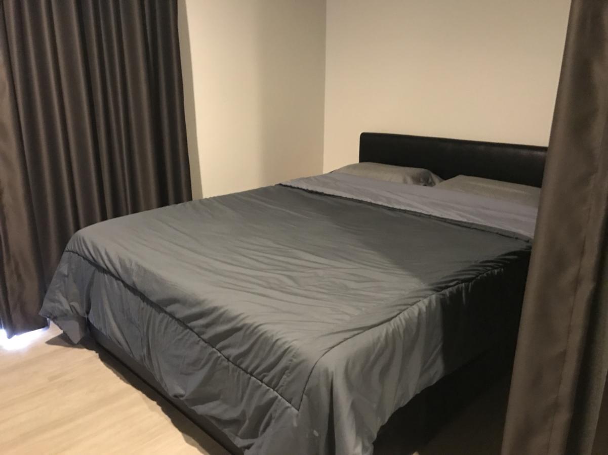 Tc Contel @ Ploenchit Apartment *